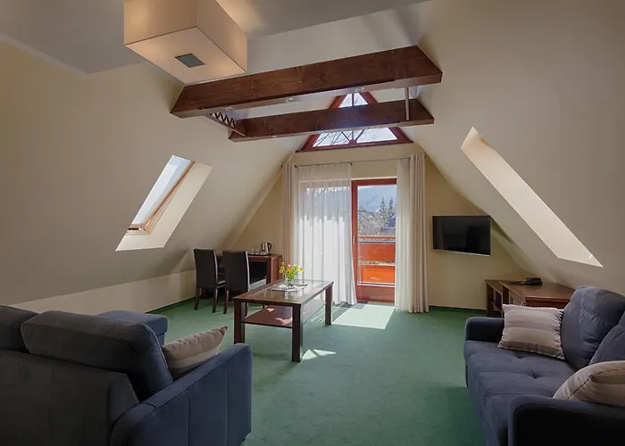 Oda ve Kahvaltı Kmicic 3*